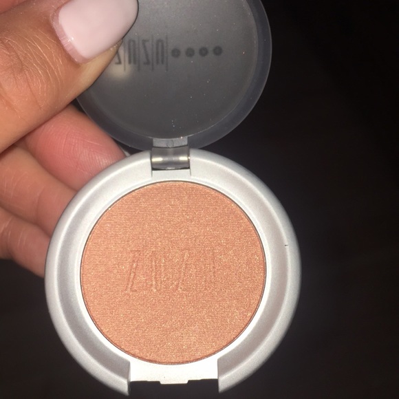ZUZU Luxe Blush in the color Samba - Picture 3 of 5